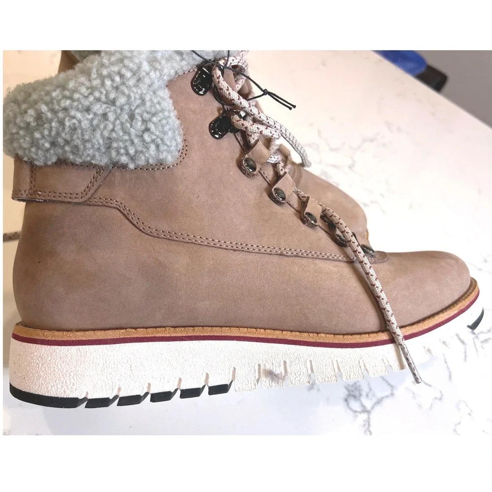 Cole Haan GrandExplore Waterproof Shearling Hiking Boots Tan Nubuck Womens‎ 9